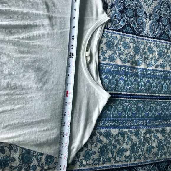 Linen Lou & Gray Top - Picture 5 of 8